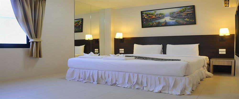 فندق آت وايت باتونج Patong المظهر الخارجي الصورة